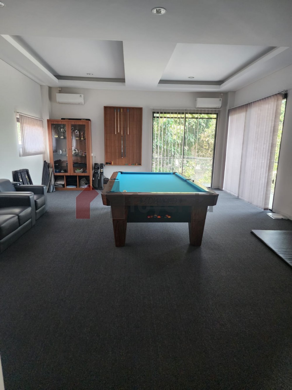 Listing photos
