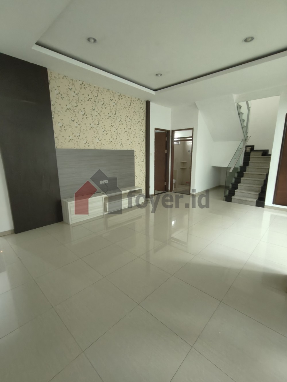 Listing photos