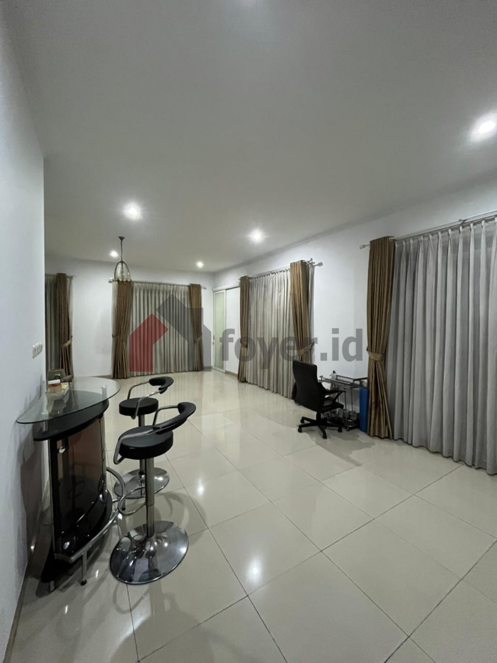 Listing photos